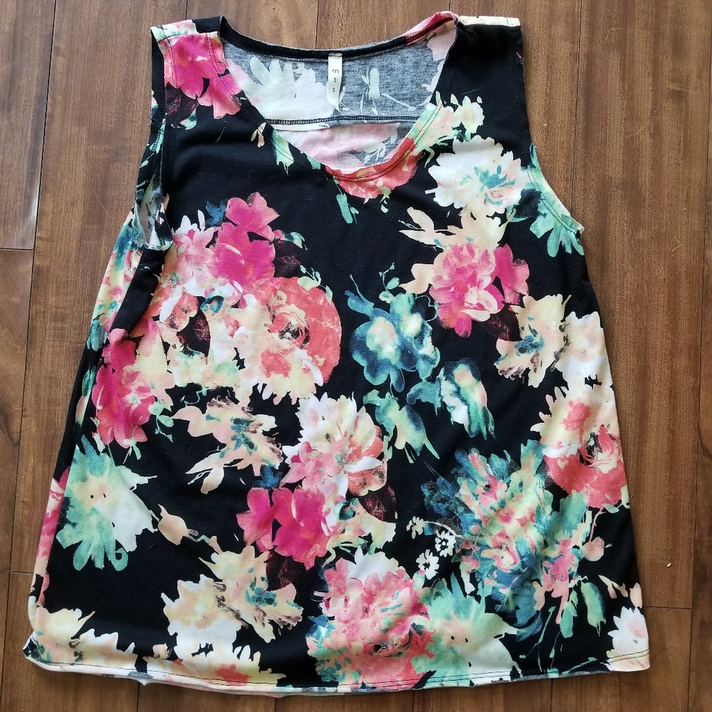 Floral tank top